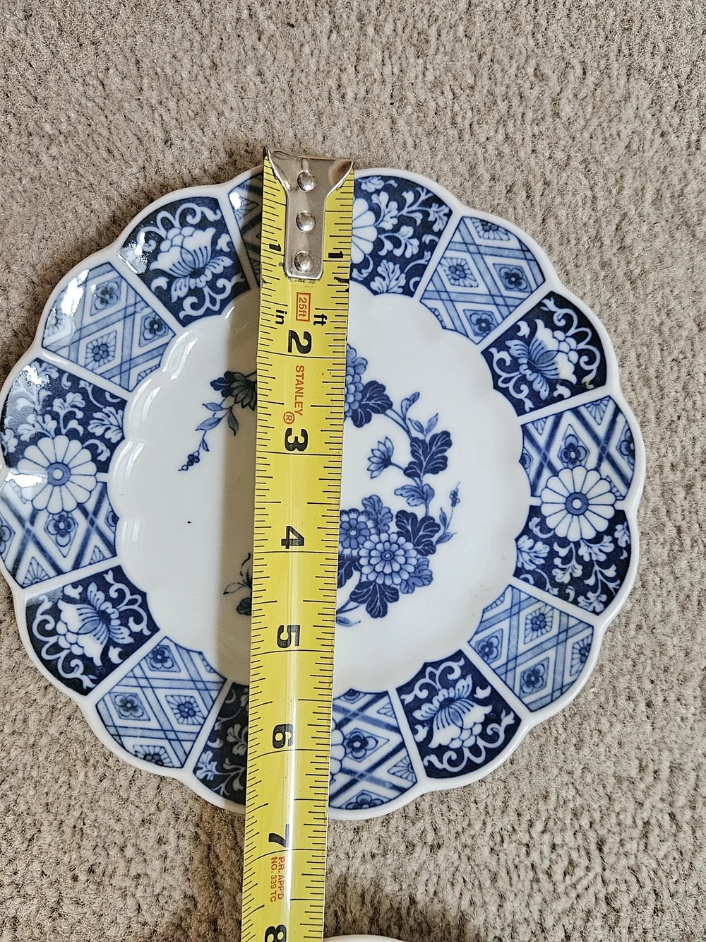 LIPPER & MANN Blue Imari Bread Plates~Japan~Scalloped Floral ~ Set of 4